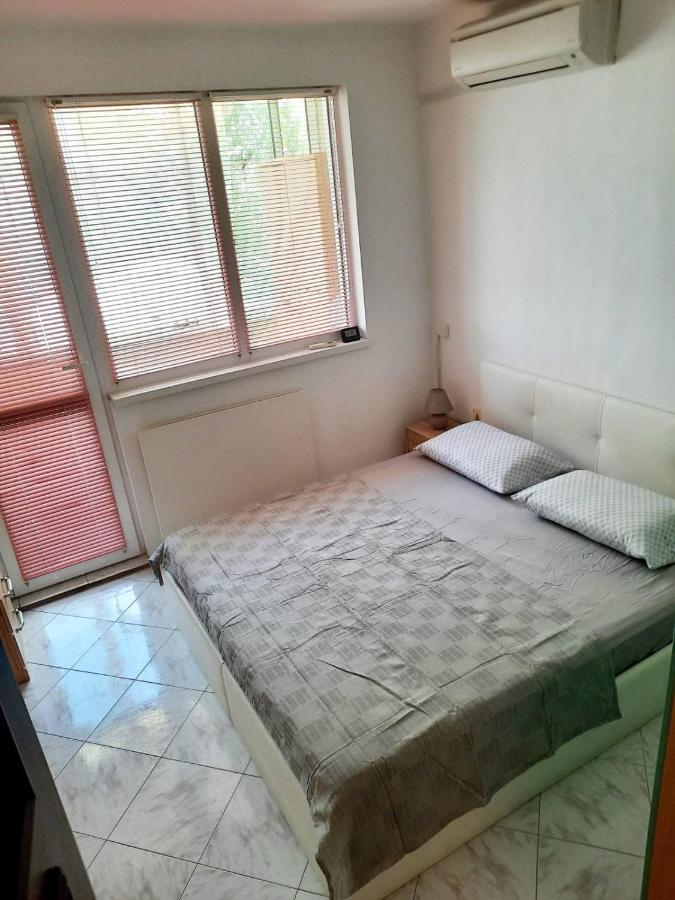 Apartment Міа Варна Екстериор снимка